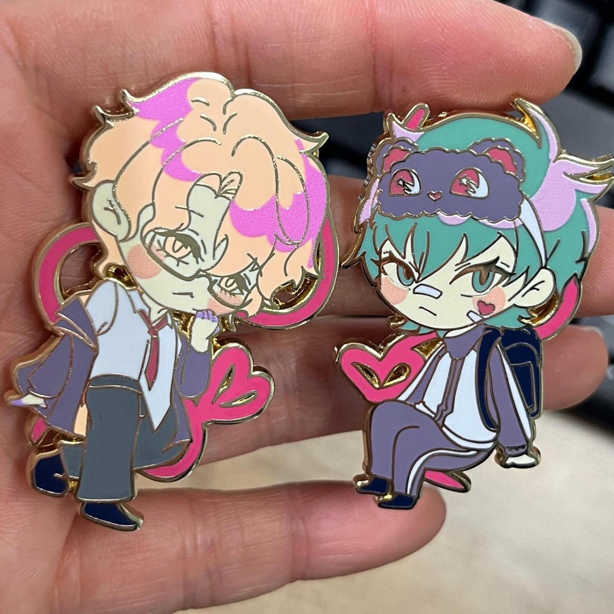 Universe superstar school AU Enamel Pins