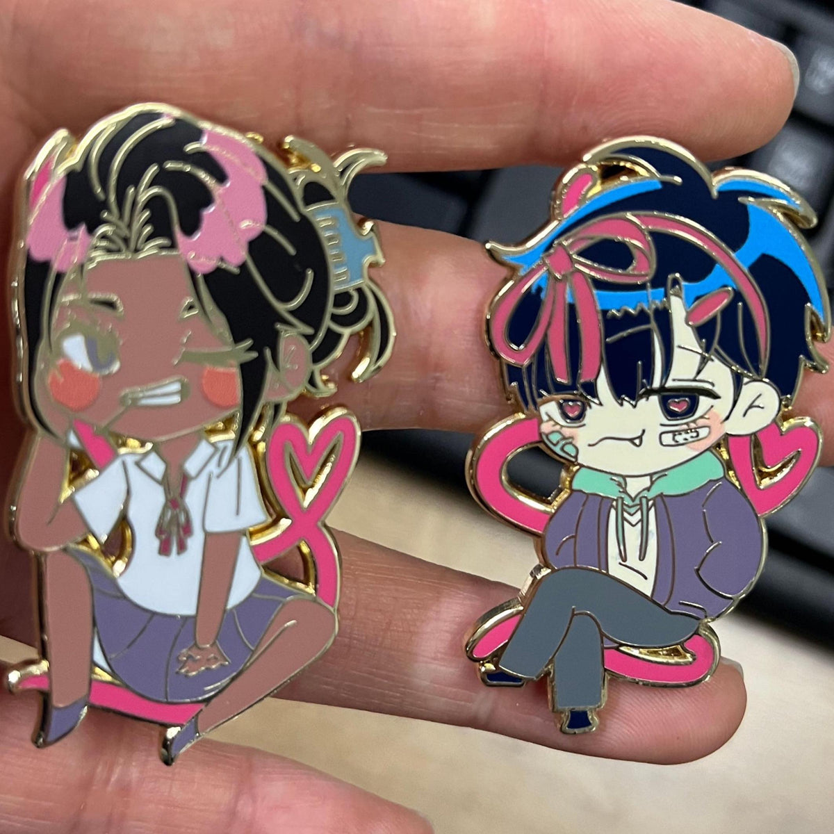 Universe superstar school AU Enamel Pins