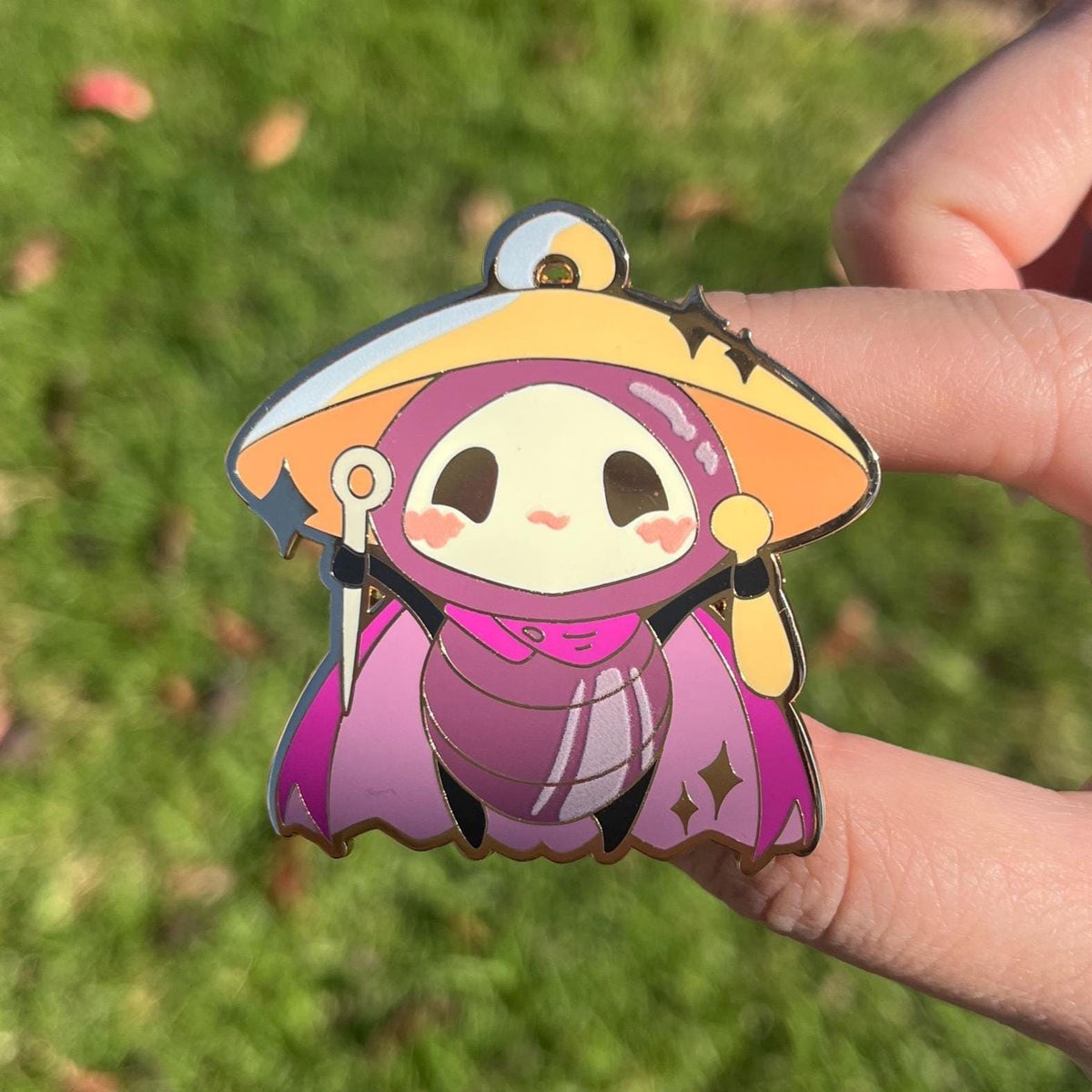 Hollow Knight Silk song Enamel Pins